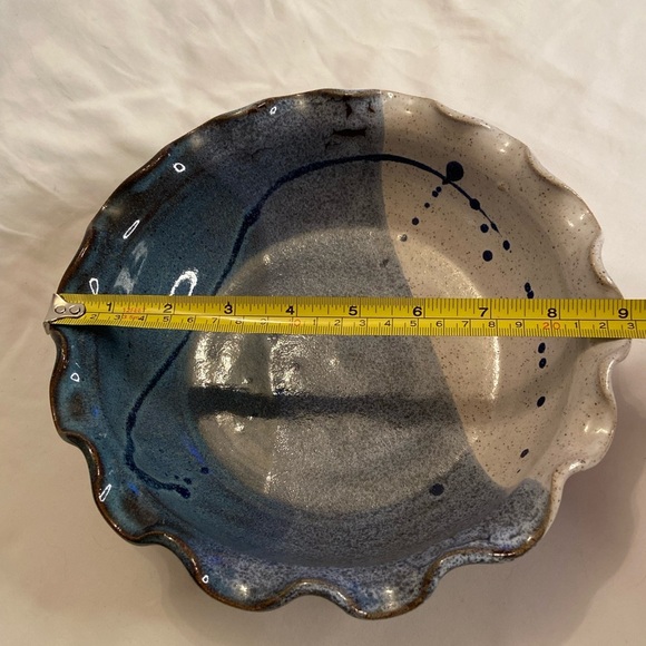 Vintage Cypress Pottery Studio Ruffled Pie Plate or Shallow Bowl Splatter Blue - Picture 7 of 8